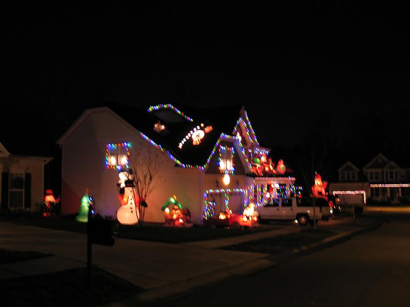 IMG_6181.JPG - Christmas lights in Riverbend neighborhood
