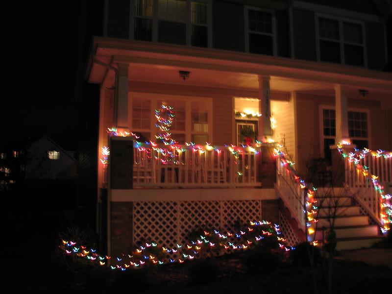 IMG_6186.JPG - Christmas lights in Riverbend neighborhood