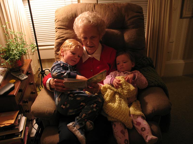 IMG_6547.JPG - Grandmama reading bedtime stories to Elijah and Madeline