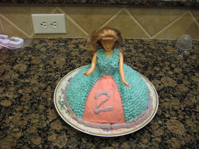 IMG_0763.JPG - Madeline's Doll Cake for her 2nd Birthday