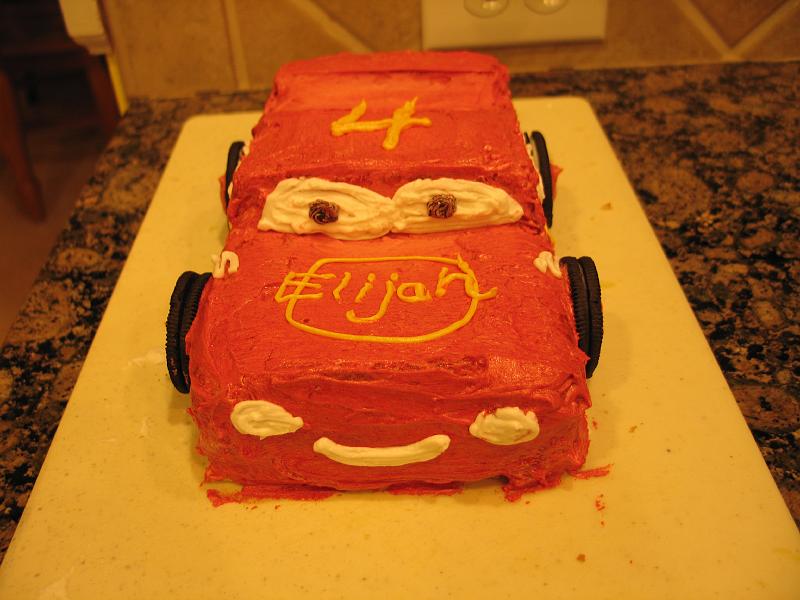 IMG_6945.JPG - Elijah's cake for his 4th birthday - Lightning McQueen