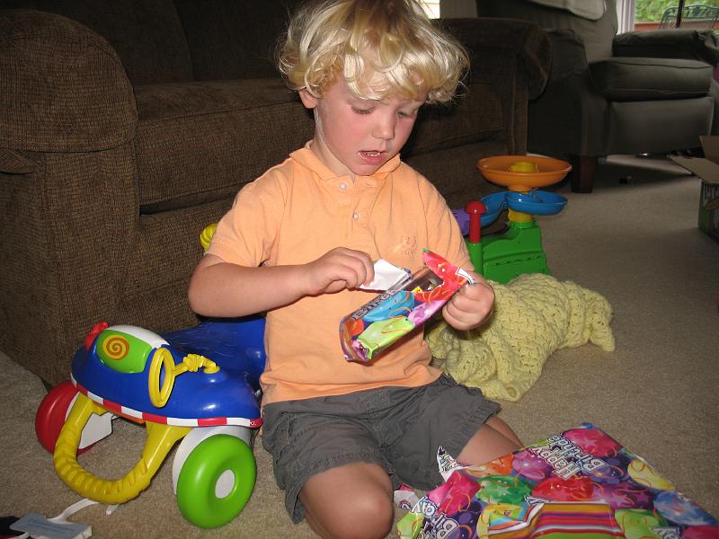 IMG_6963.JPG - Opening birthday presents