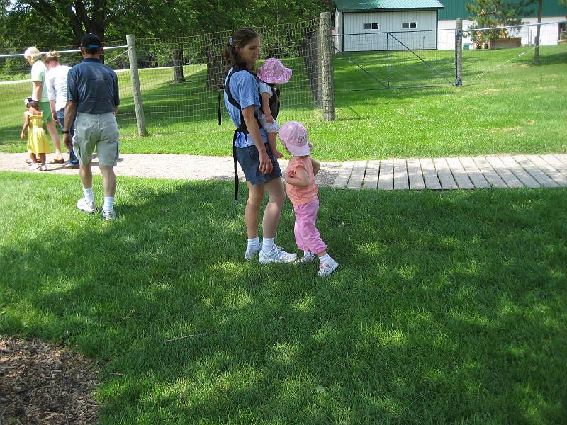 IMG_2415.JPG - At the Oxbow Zoo near Rochester, MN