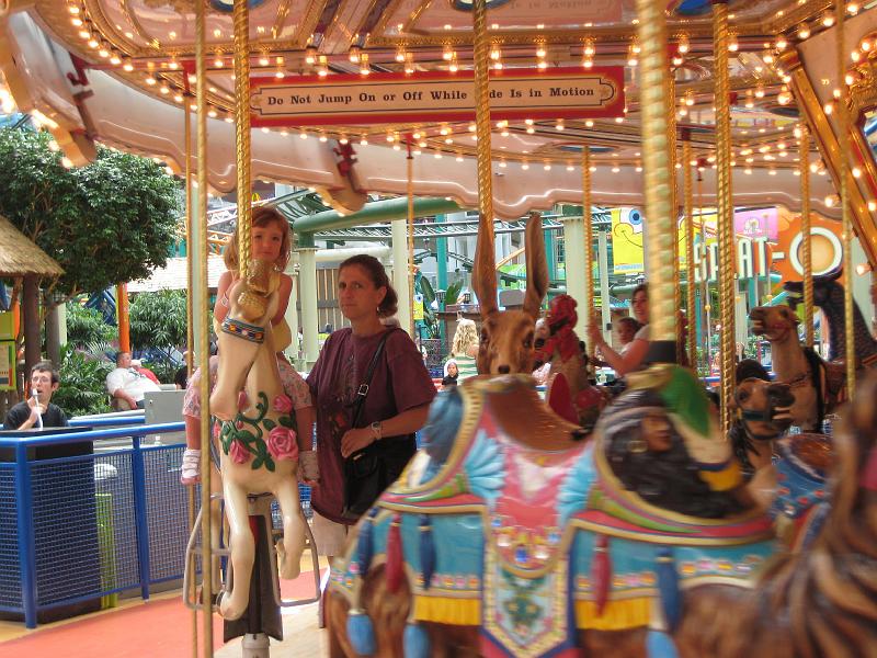 IMG_2493.JPG - At the Mall of America Amusement Park