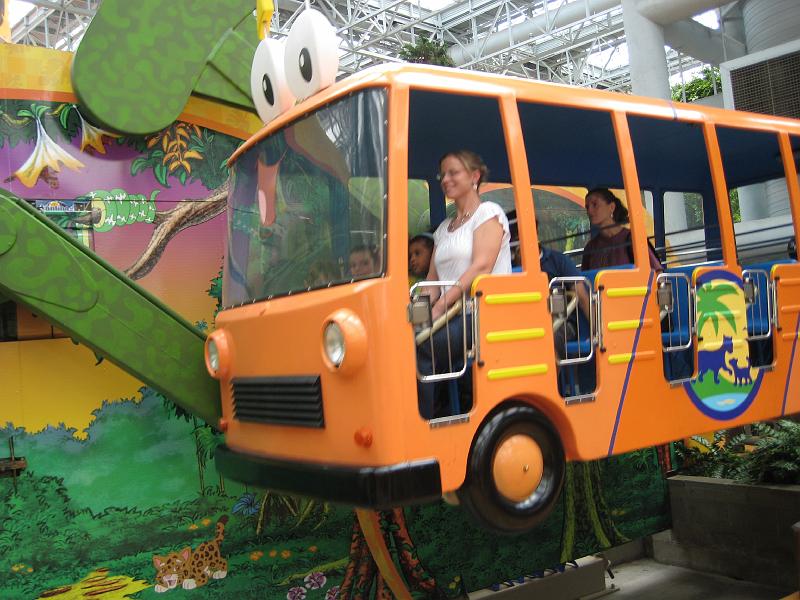 IMG_2503.JPG - At the Mall of America Amusement Park