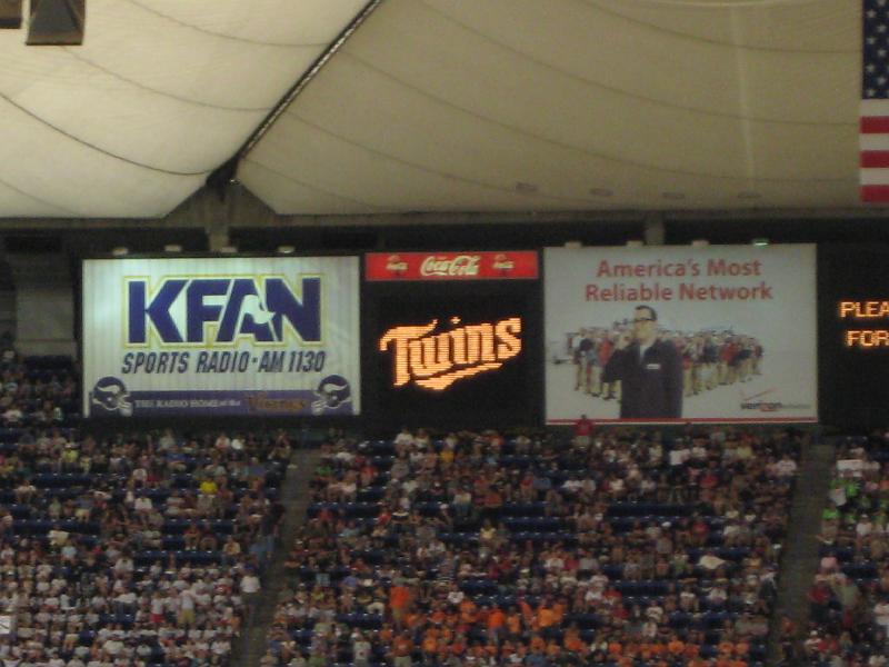 IMG_2582.JPG - Baseball Game -  Minn. Twins vs. NY Yankees
